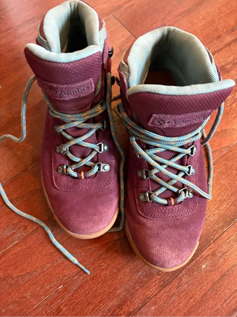 Columbia Burgundy Suede Girls Winter Boots with Light Blue Trim